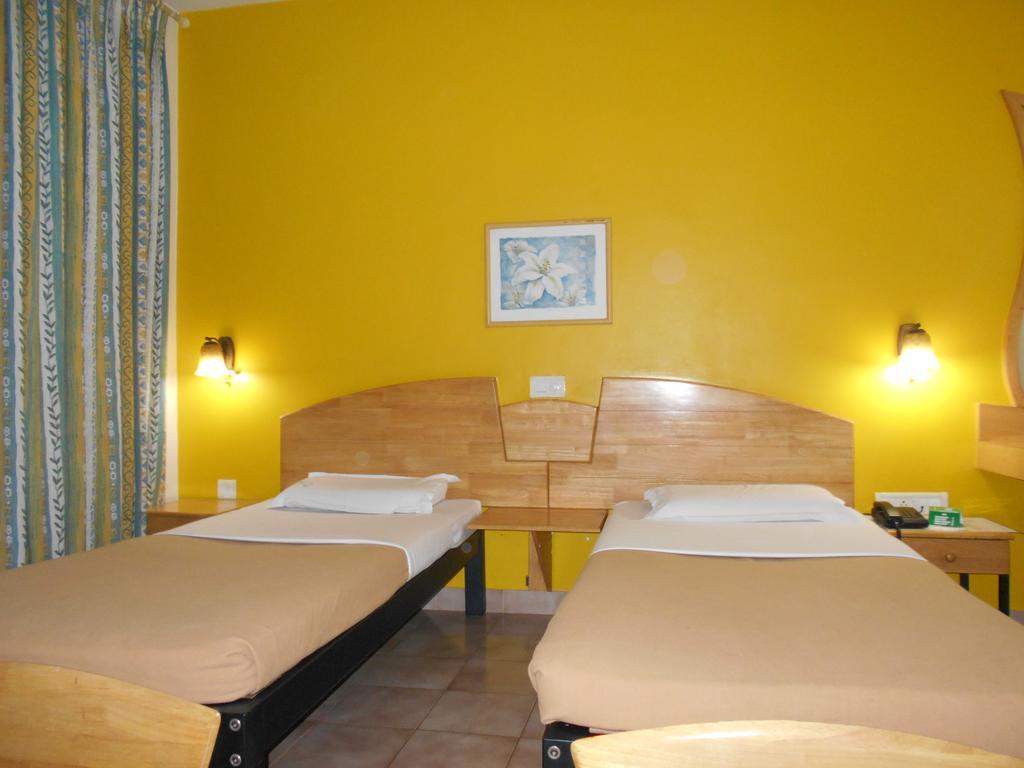 Tom'S Hotel Bengalúr Pokoj fotografie
