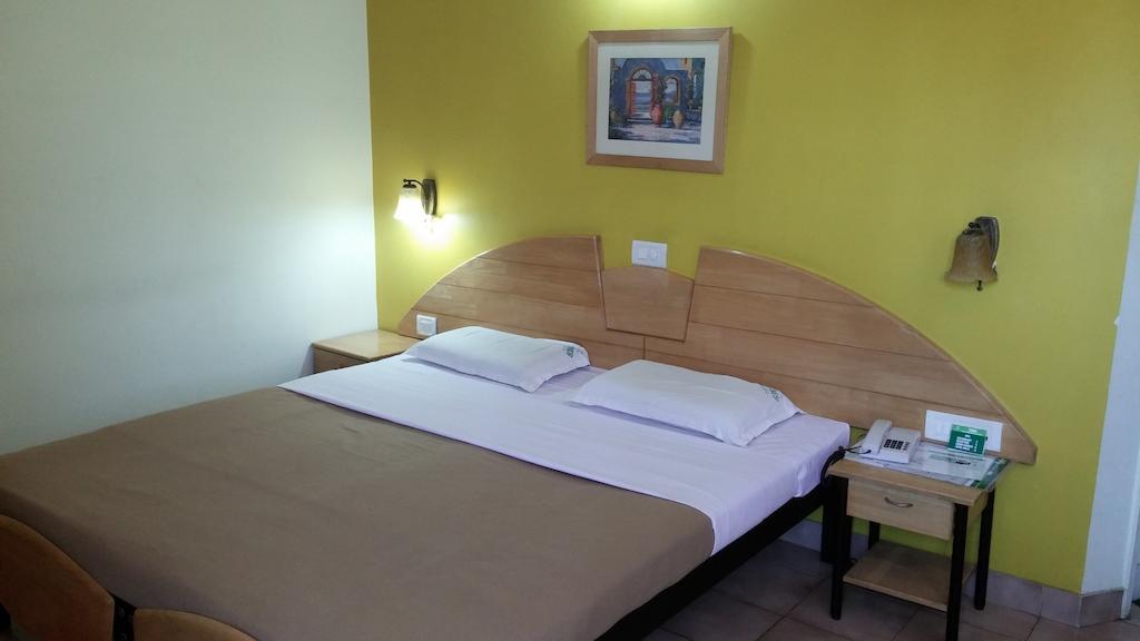 Tom'S Hotel Bengalúr Pokoj fotografie